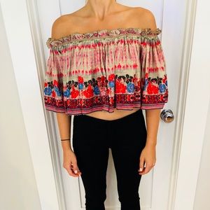 Flirty, ruffly, strapless crop top from anthro